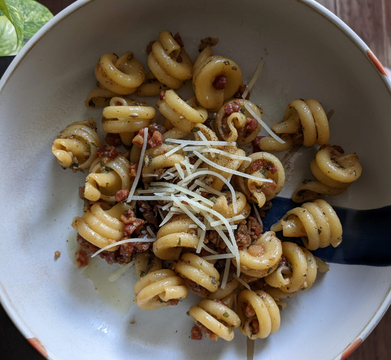 Pancetta and fennel pasta