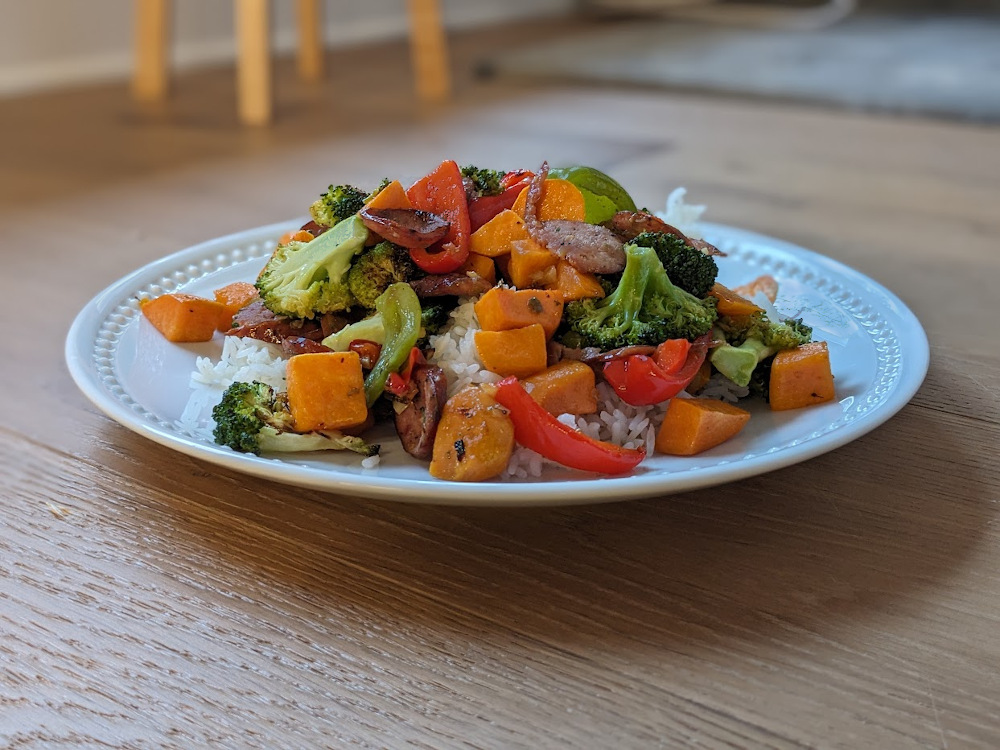Jalapeno sausage with roasted vegetables